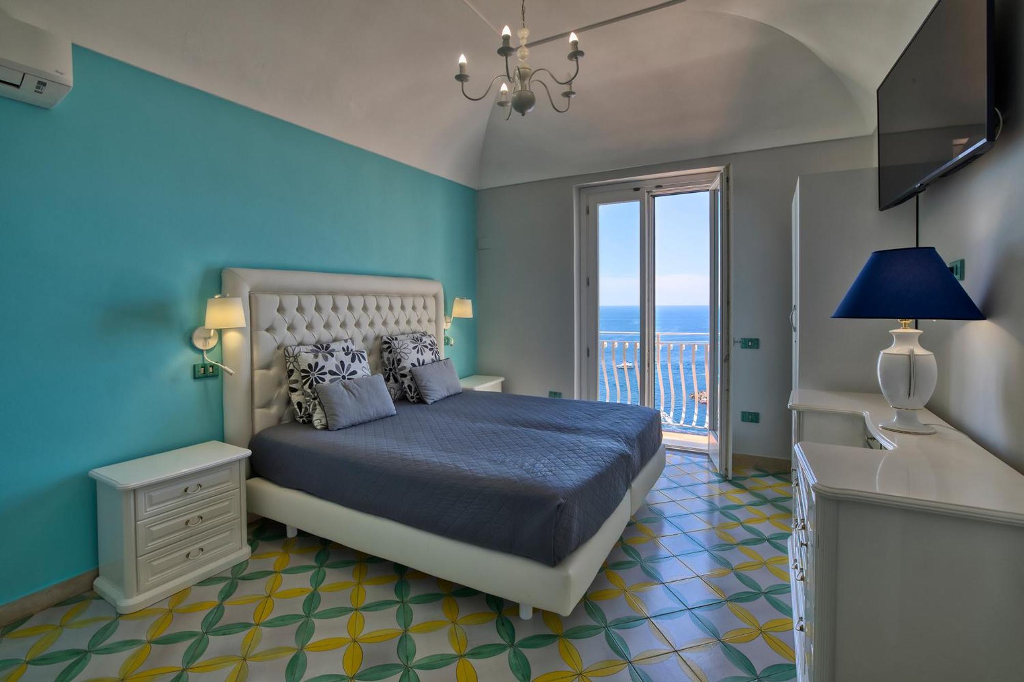 Apartments Amalfi Design Sea View Accessible By 250 Steps Luaran gambar