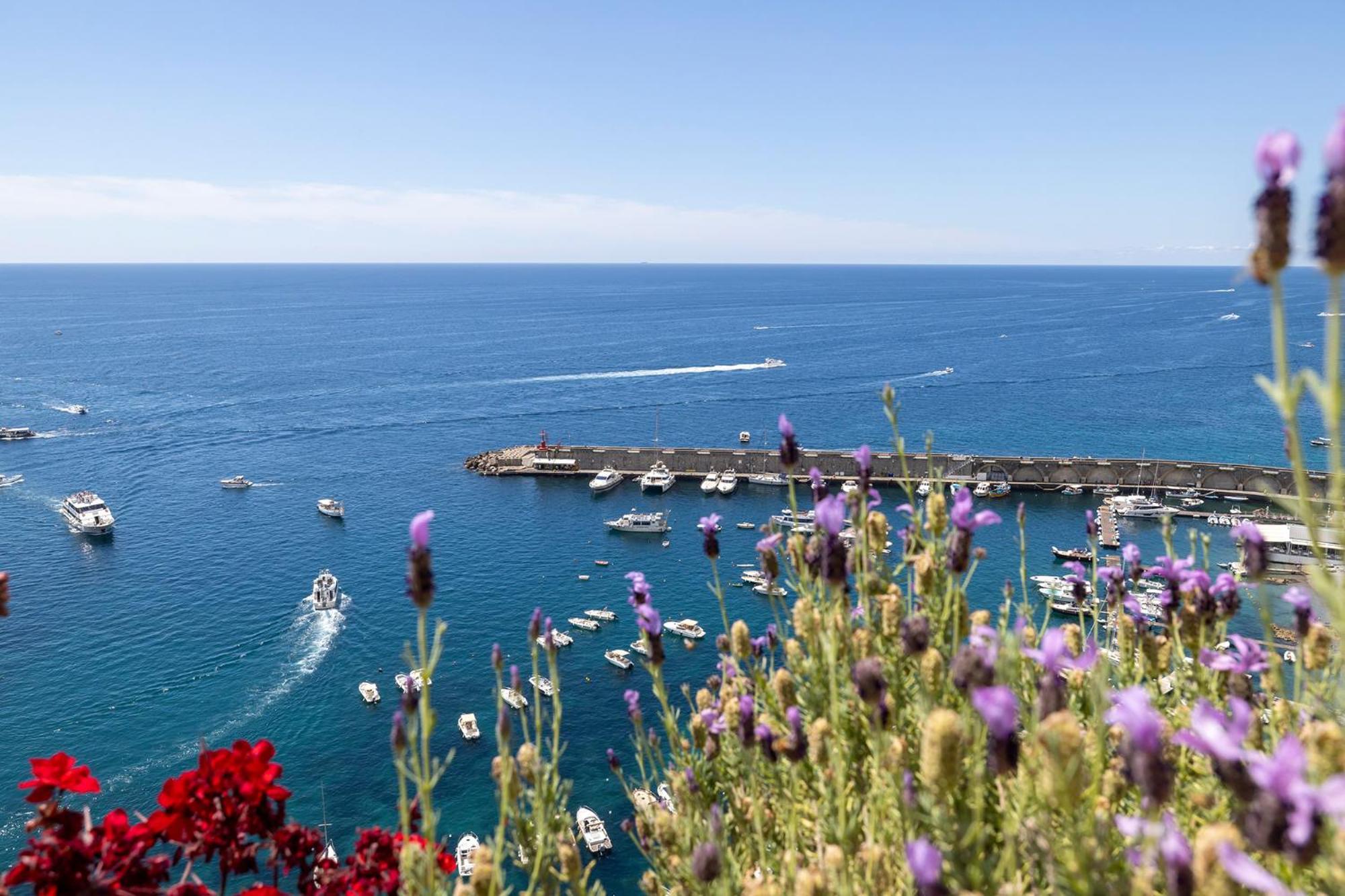 Apartments Amalfi Design Sea View Accessible By 250 Steps Luaran gambar