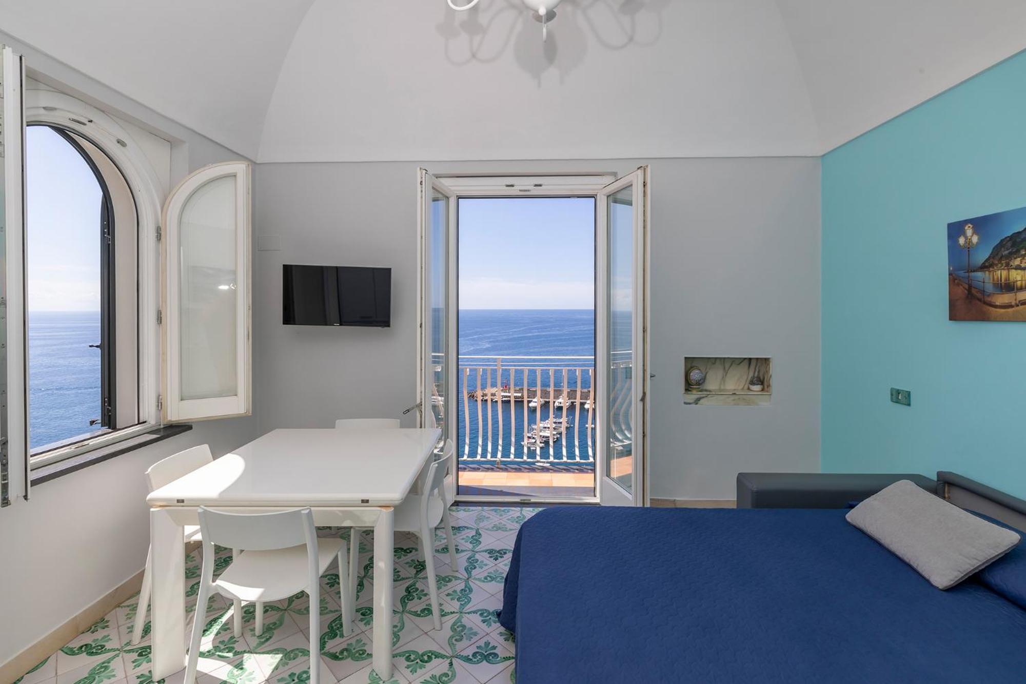 Apartments Amalfi Design Sea View Accessible By 250 Steps Luaran gambar
