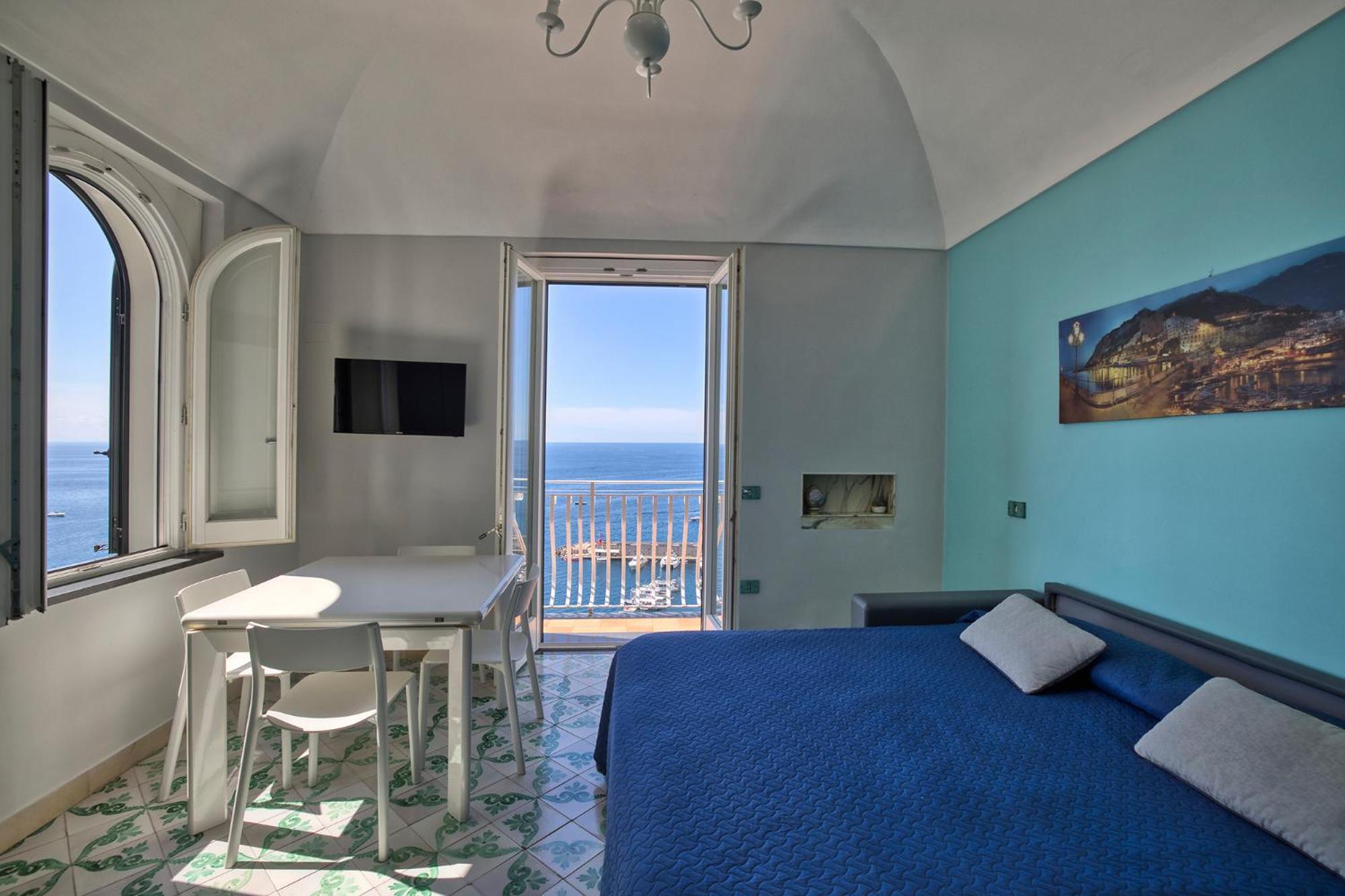 Apartments Amalfi Design Sea View Accessible By 250 Steps Luaran gambar