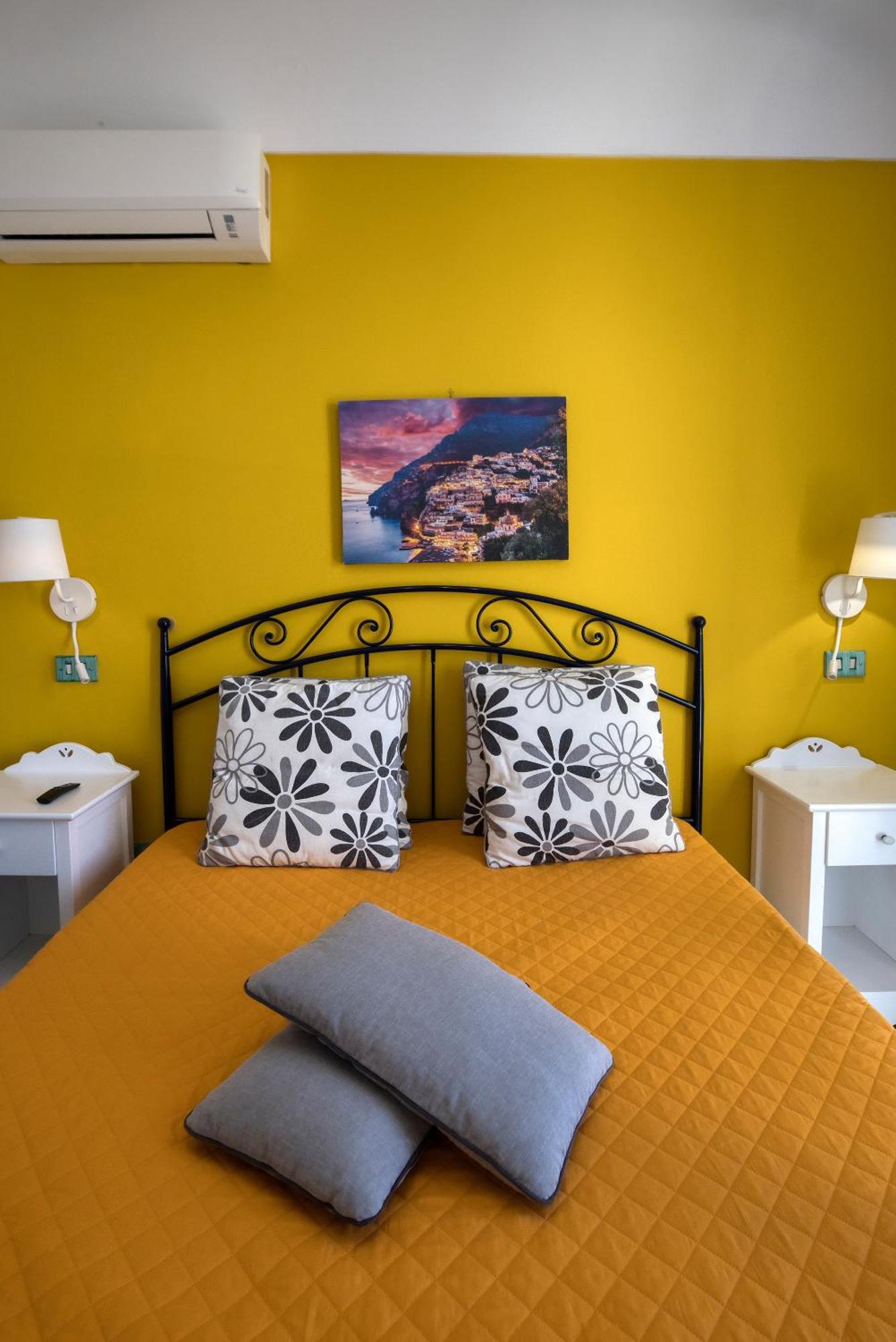 Apartments Amalfi Design Sea View Accessible By 250 Steps Luaran gambar
