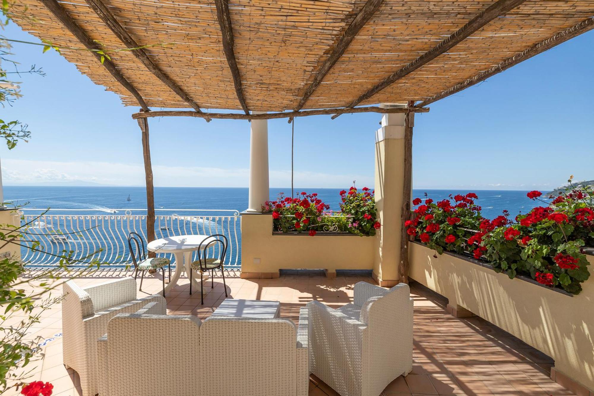 Apartments Amalfi Design Sea View Accessible By 250 Steps Luaran gambar