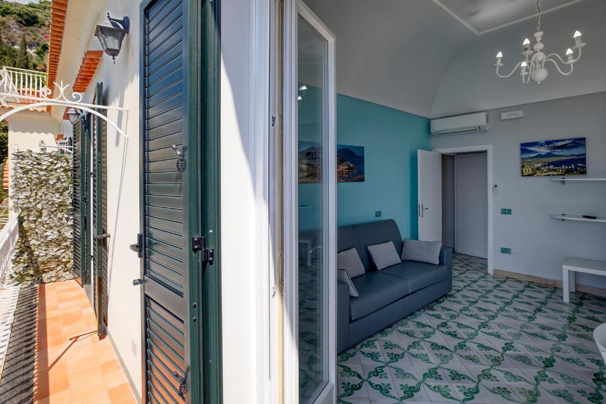 Apartments Amalfi Design Sea View Accessible By 250 Steps Luaran gambar