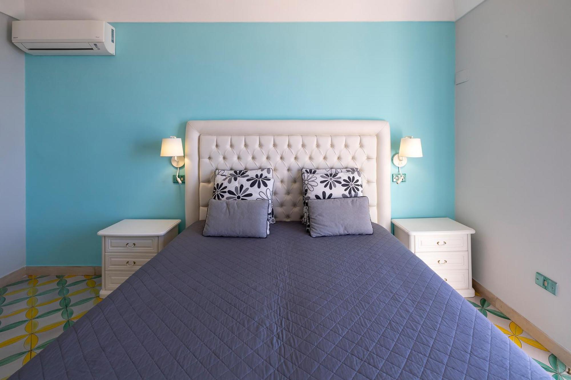 Apartments Amalfi Design Sea View Accessible By 250 Steps Luaran gambar