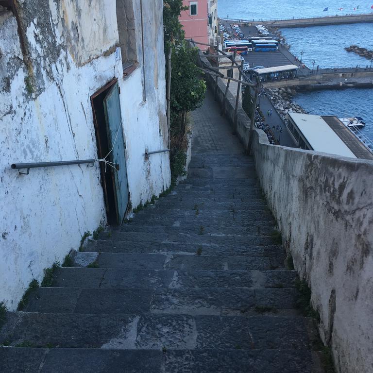 Apartments Amalfi Design Sea View Accessible By 250 Steps Luaran gambar